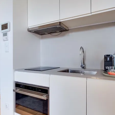 Library House With Ac Near Metro *