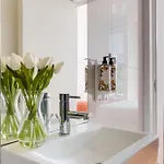 Library House With Ac Near Metro 아파트 포르투