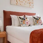 Library House With Ac Near Metro * Oporto